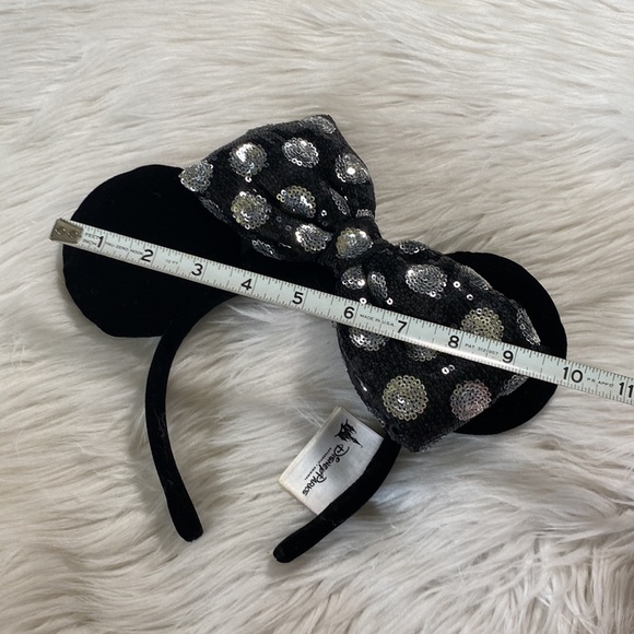 🍓[ Disney Parks ] Discontinued Minnie Mouse Ears with Removable Bow - Picture 10 of 10